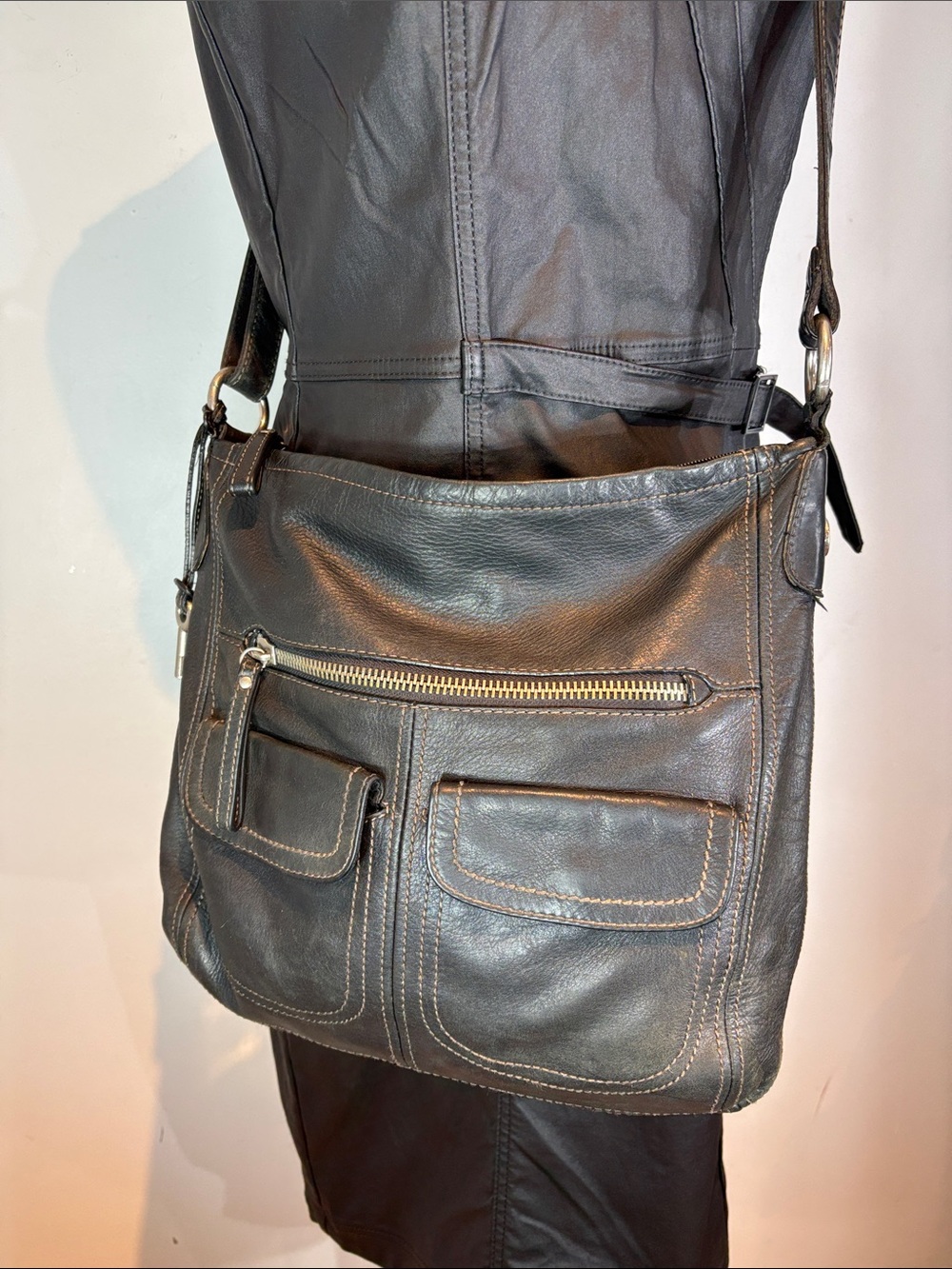 Vintage Fossil Black Leather Crossbody Bag Messenger Purse Utility Y2K